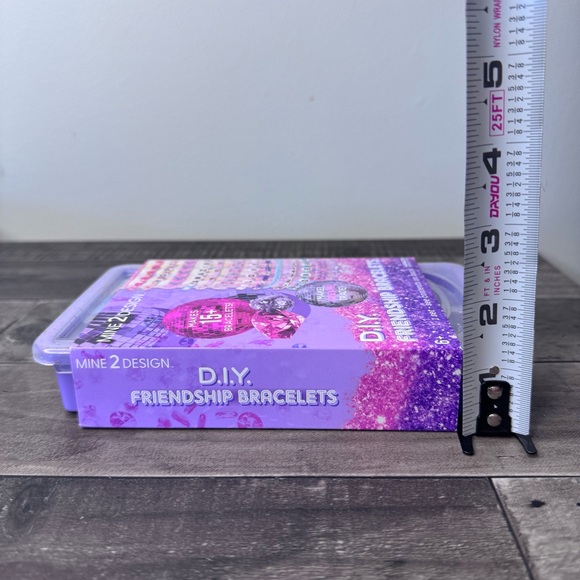 Mine 2 Design D.I.Y. Friendship Bracelet Making Kit - Picture 12 of 12